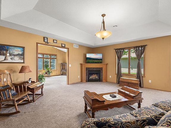 3rd image of 14881 Eagle Dr