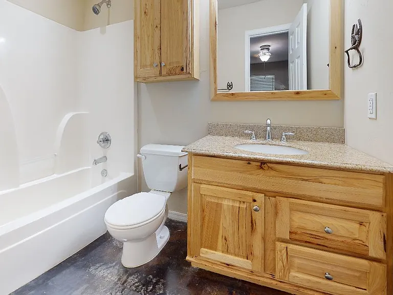 1519 E Virginia Ave — Photo 10