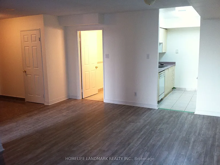 256 Doris Ave #1101 — Photo 2