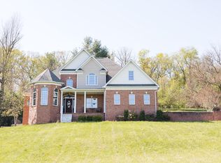 2561 Cedar Ridge Dr, Westminster, MD 21158