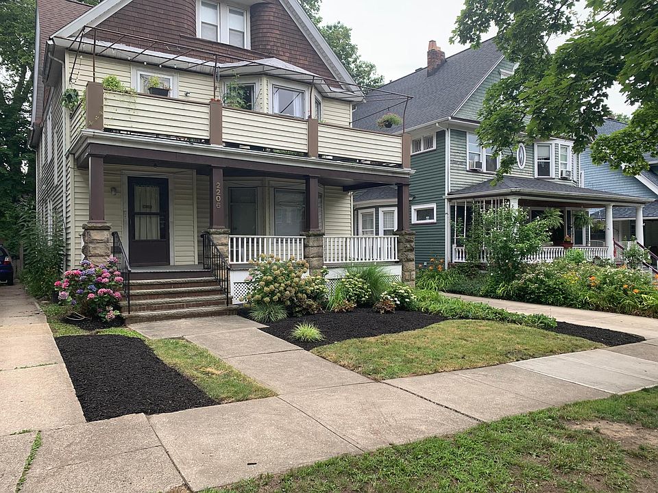 1st image of 2206 Bellfield Ave #3
