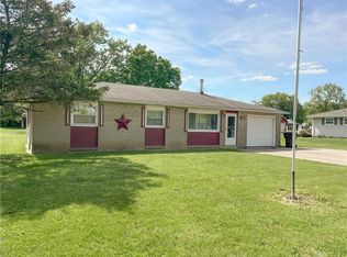 145 Woodside Dr, West Alexandria, OH 45381