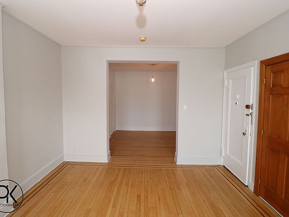 4th image of 909 Manhattan Ave APT 3F