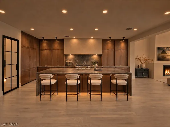 1967 Cherry Creek Cir, Las Vegas, NV 89135