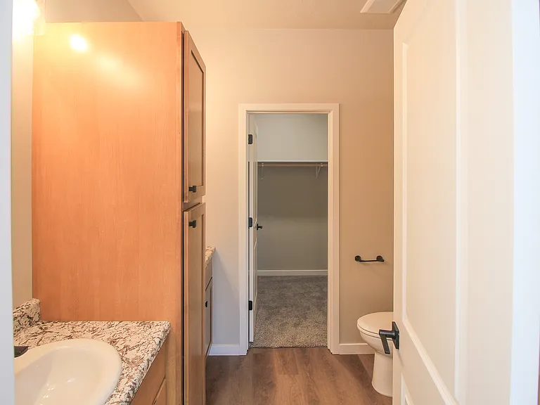 River Park Townhomes — Photo 23
