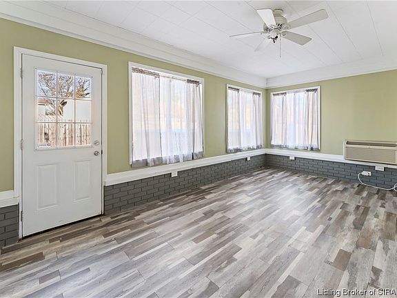 3rd image of 3503 E Oakwood Dr
