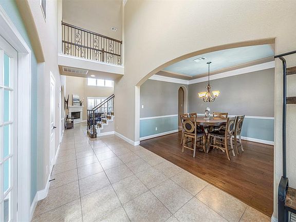 4th image of 28102 Yellow Cornerstone Dr