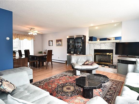 Open floor plan, Living and Dining Room.