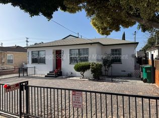 3211 Park Ln, Long Beach, CA 90807