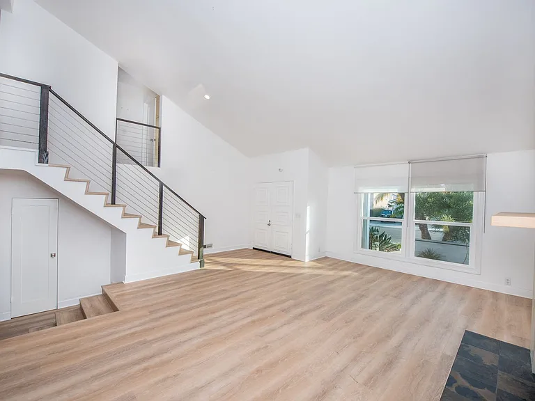 9941 Hot Springs Dr — Photo 5