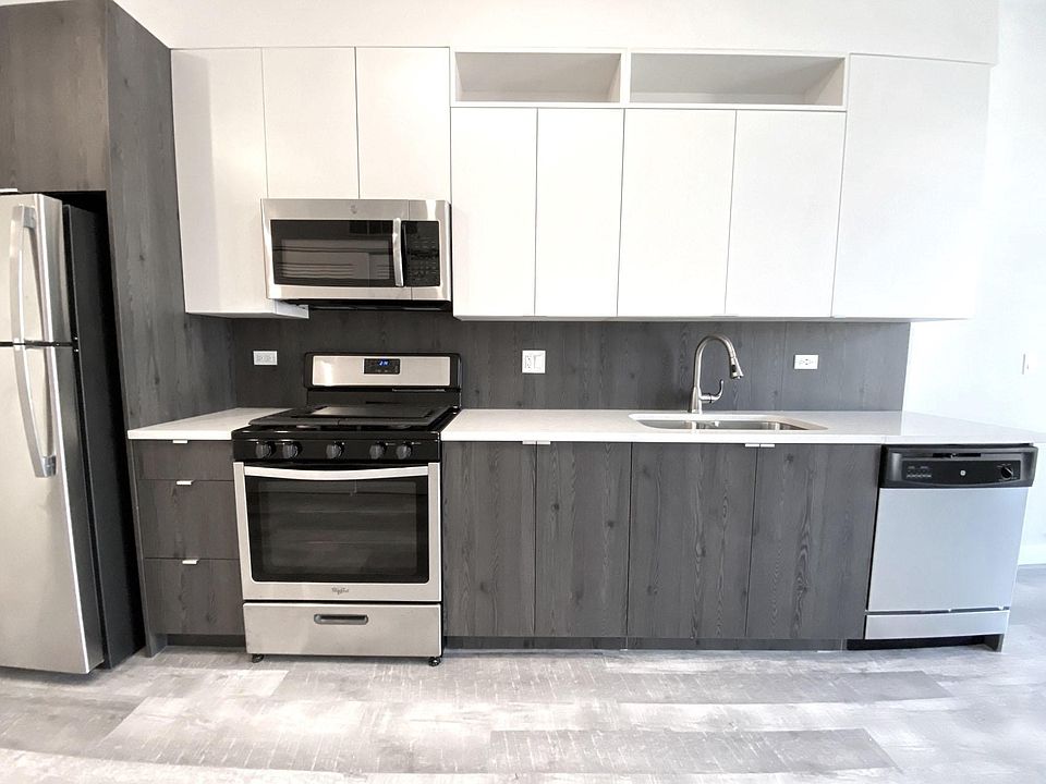 1st image of 4809 N Leavitt St #6
