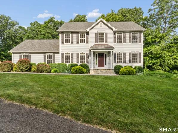 27 Nashville Rd Extension, Bethel, CT 06801