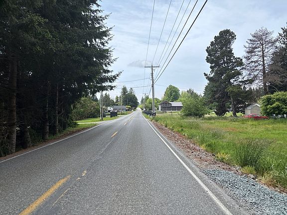 5th image of 24085 Old Day Creek Rd
