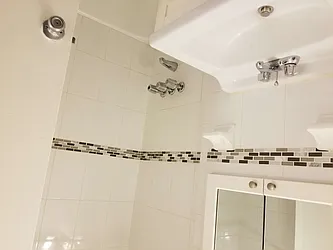 Rented by Barlavi Inc.