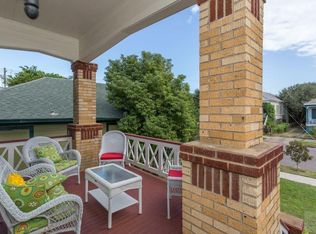 3104 Avenue Q, Galveston, TX 77550