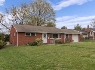 318 Indiana Ave, Phillipsburg, NJ 08865