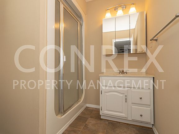 5th image of 5749 Desoto Dr