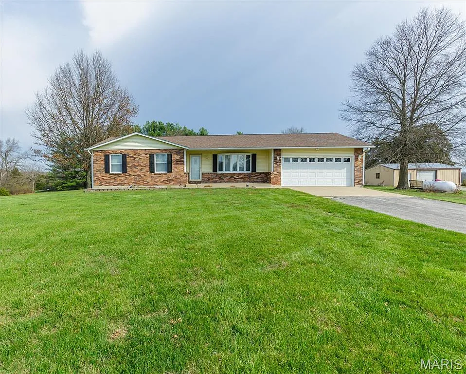 27111 State Highway U photo 1