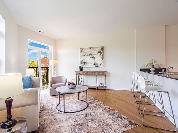 5th image of 1451 S Halsted St #3B