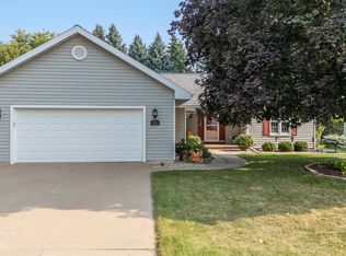 212 E Norfolk Pl, Appleton, WI 54911