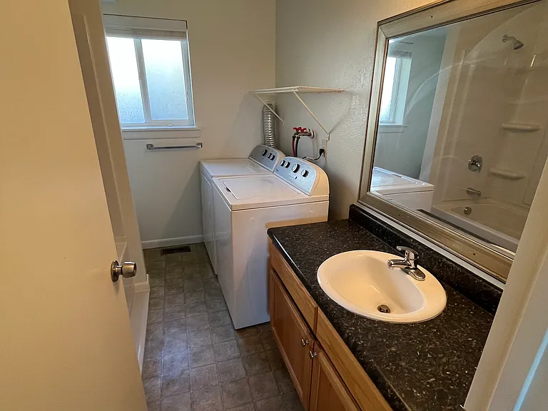 2173 S State St #3 — Photo 7