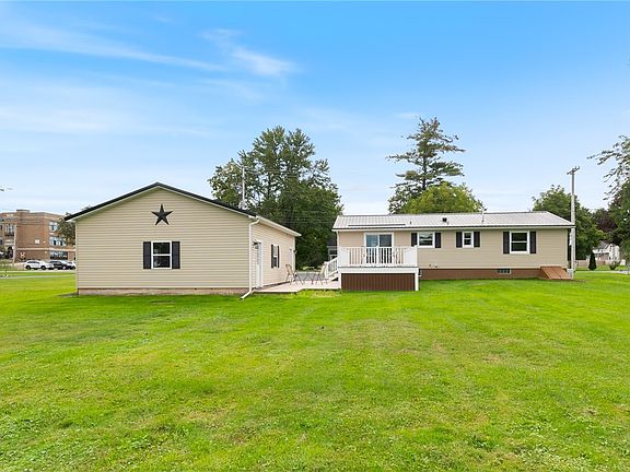 4th image of 10429 Salter Rd