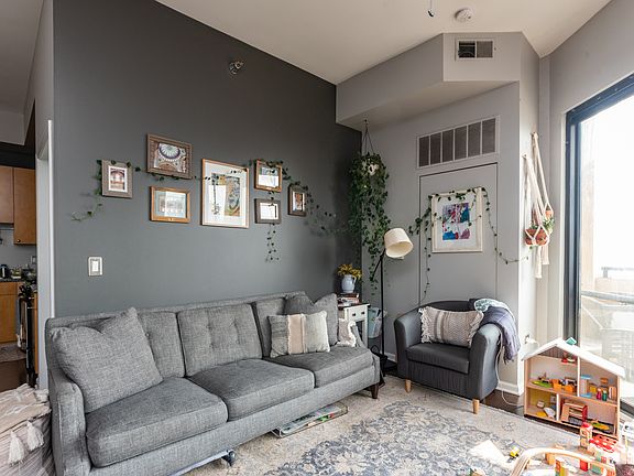 5th image of 1464 S Michigan Ave #1004
