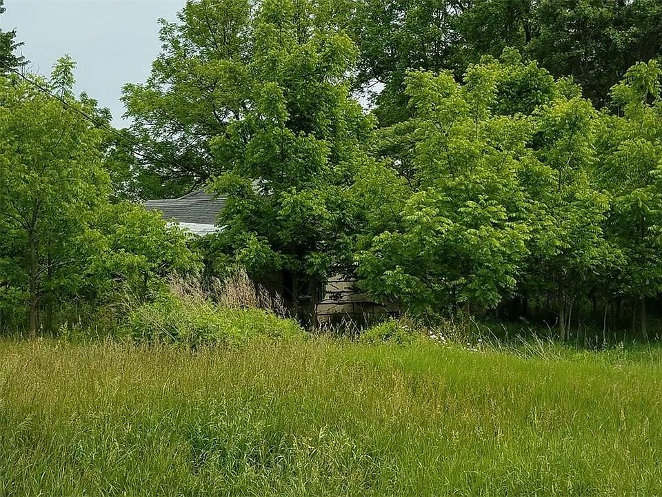 2nd image of 14056 W Lee Rd