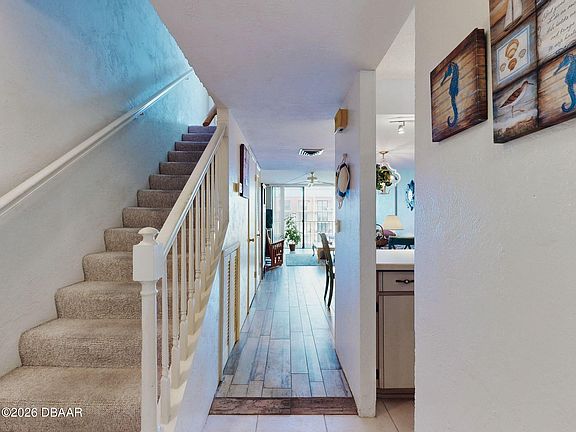 4th image of 1433 N Atlantic Ave APT 428