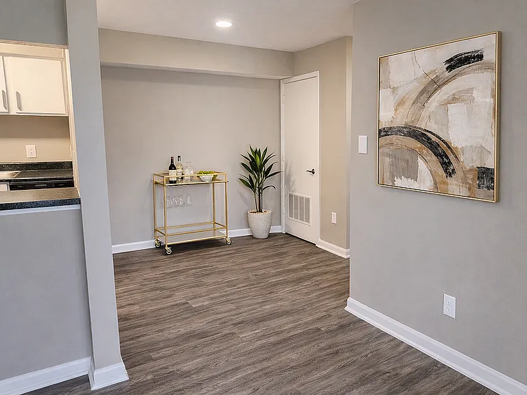 Open-concept Dining