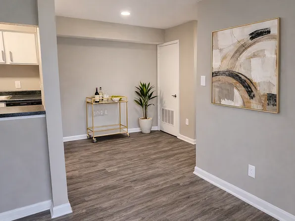 Gladden Farms Apartments