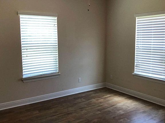 5th image of 169 Briarfield Ave APT 31