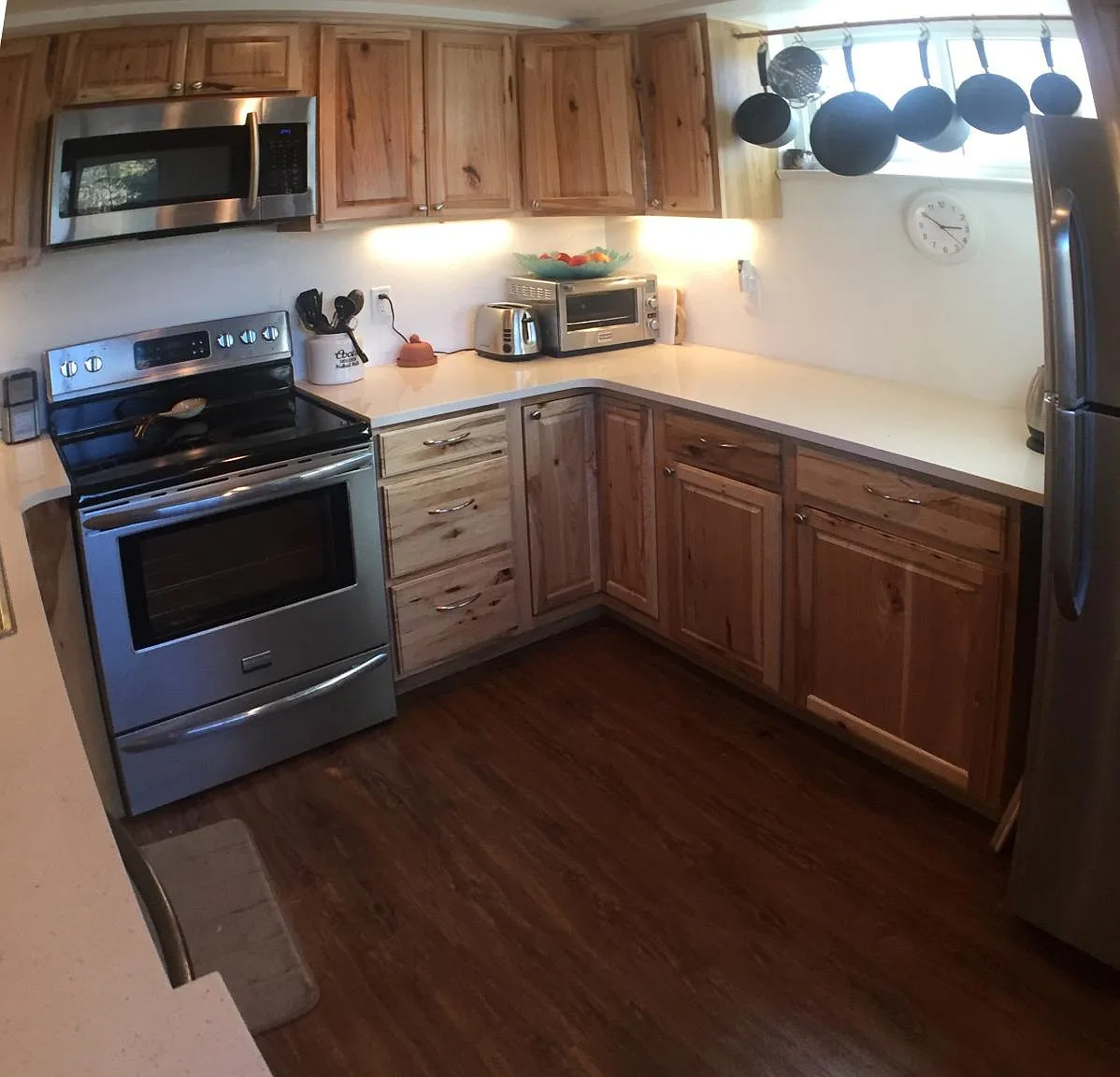 2 bed, 1200 sqft, $1,250 — Photo 3