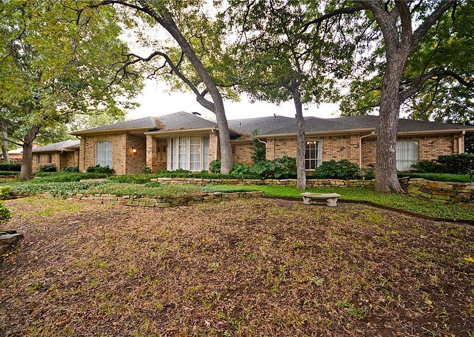 1st image of 9321 Moss Haven Dr