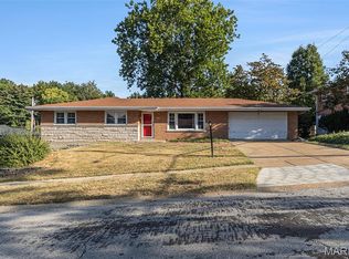 925 Dyerdown Ave, Saint Louis, MO 63135