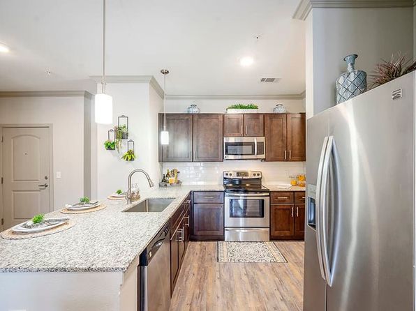 Caliber at Hyland Village | 5403 W 96th Ave, Broomfield, CO