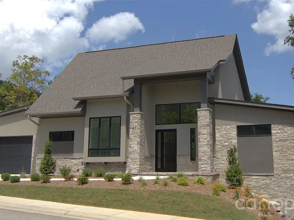 47 Versailles Ln, Asheville, NC 28804