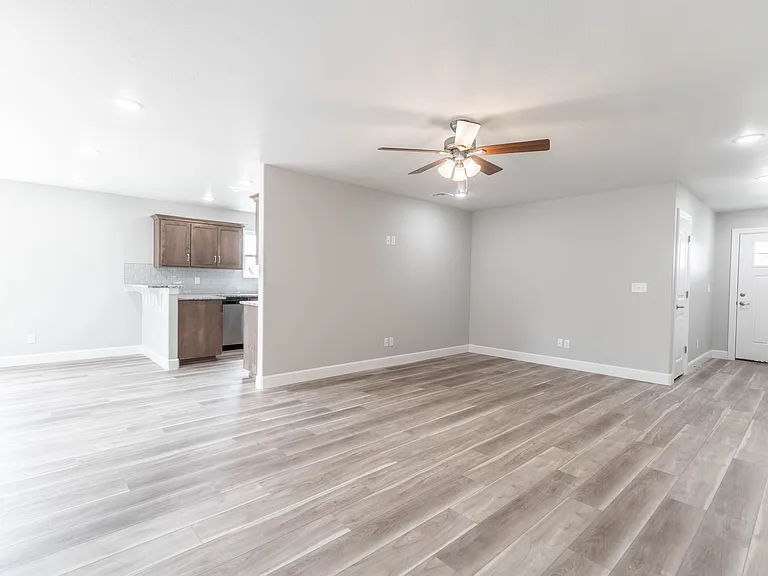 2819 Nellie Ave — Photo 3
