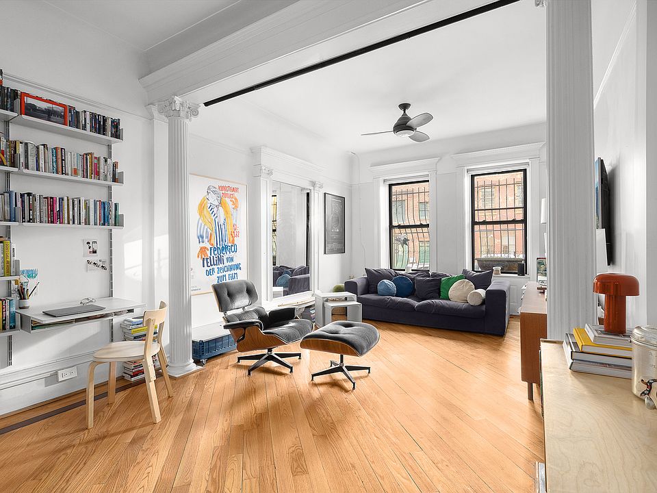 1st image of 226 Saint James Pl APT 1R