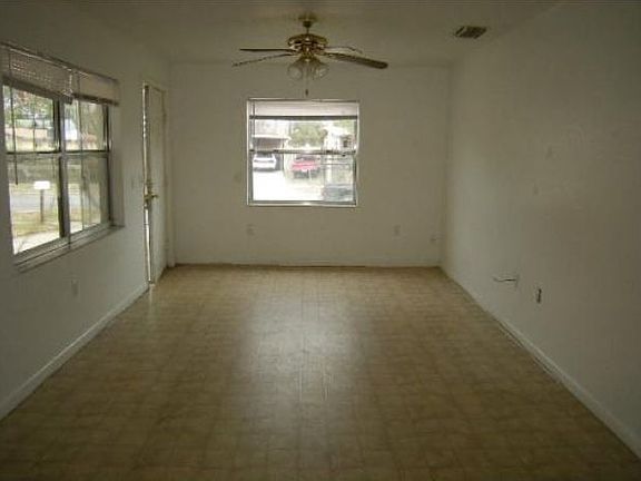 2nd image of 1242 Kozart St