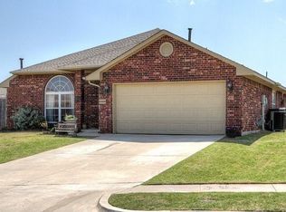 4409 Spotted Owl Cir, Norman, OK 73072