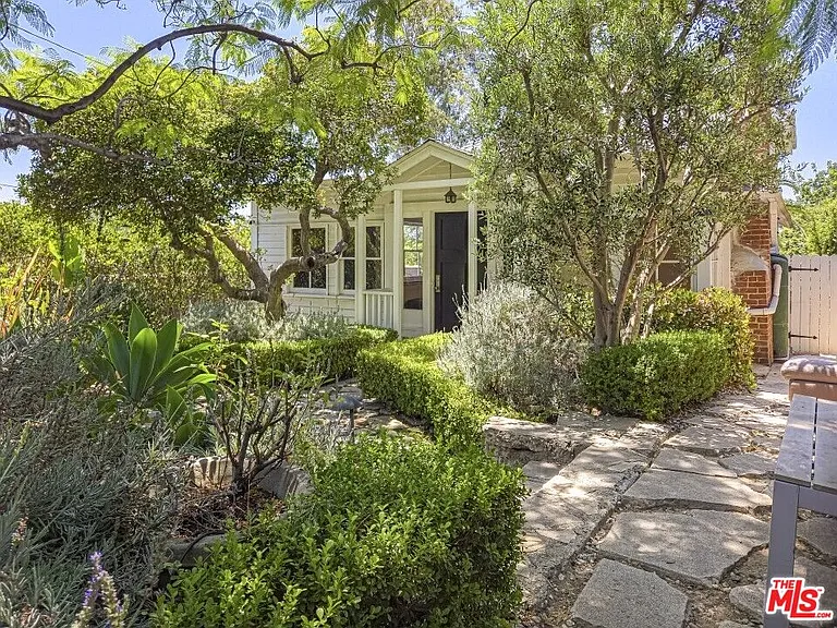1616 Cerro Gordo St — Photo 45