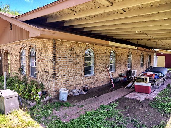 4th image of 31984 Roberto St