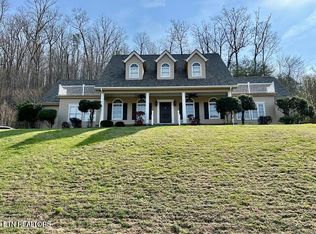 2004 Twin Fawn Trl, Middlesboro, KY 40965
