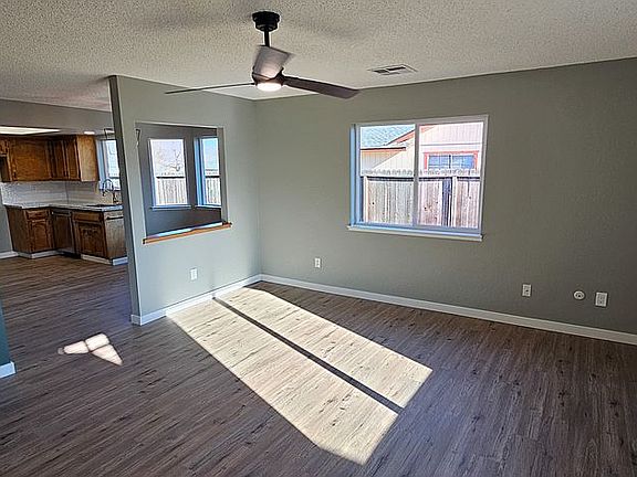4th image of 21540 Silver Dr