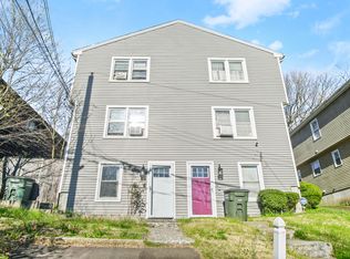 168 Robert St, Bridgeport, CT 06606