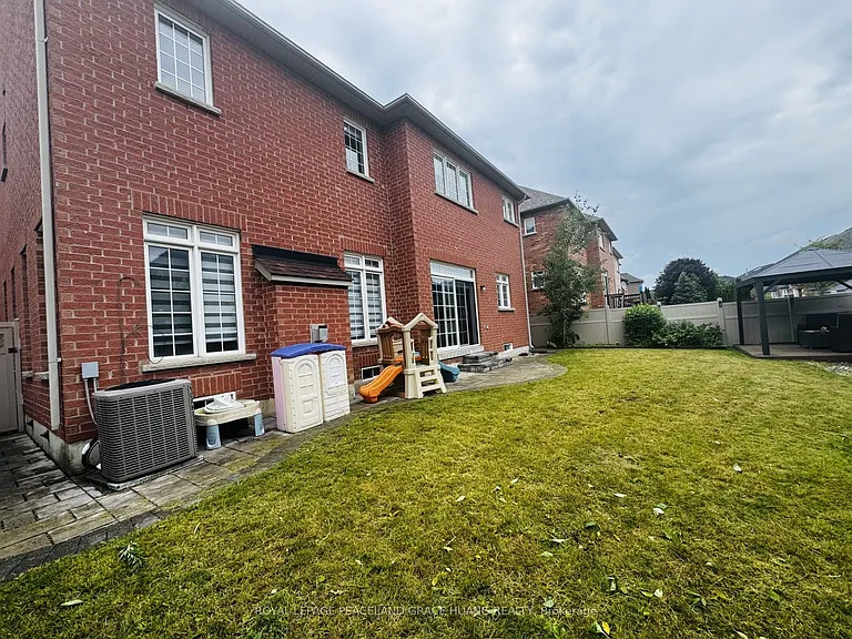 3 Tarmack Dr — Photo 30