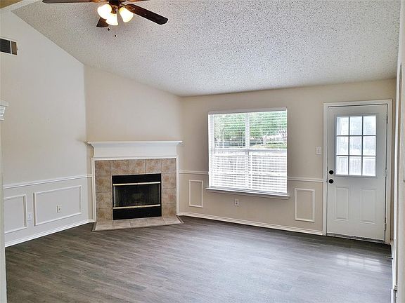 2nd image of 801 Meadowlark Dr