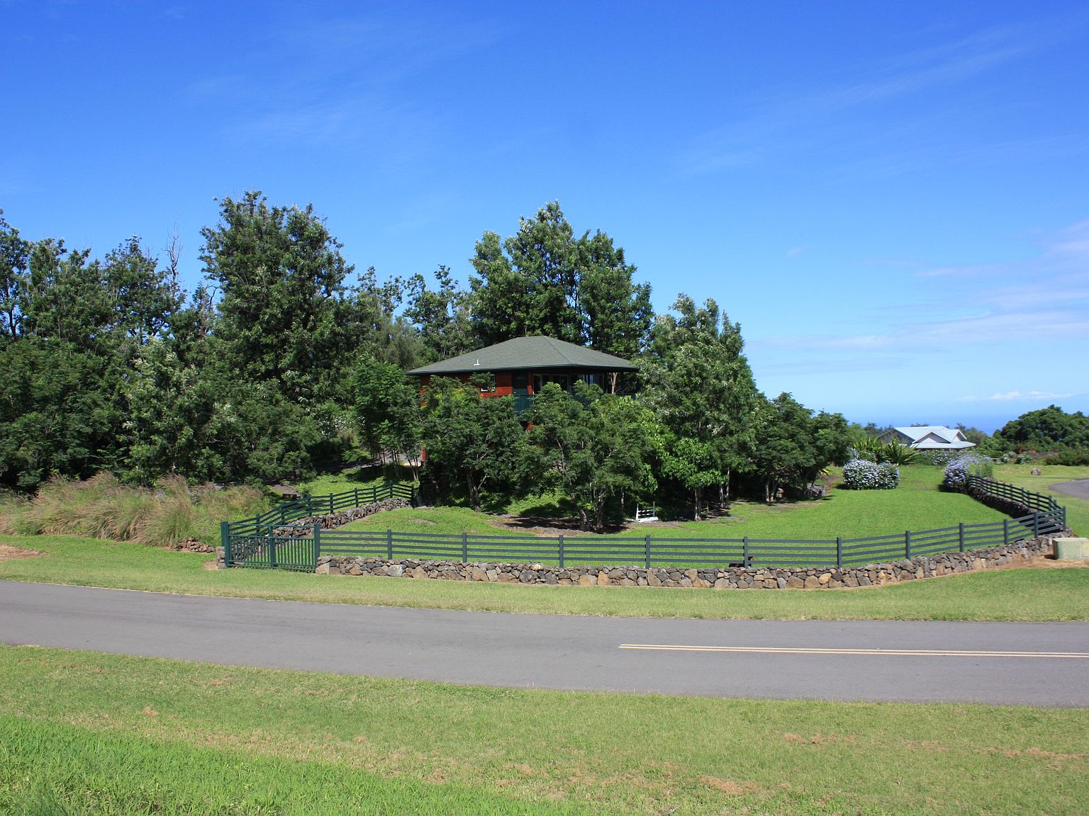 71-1743 Puu Kamanu Loop, Kailua Kona, HI 96740 | Zillow
