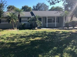 2913 Lake Louise Dr, Eustis, FL 32726